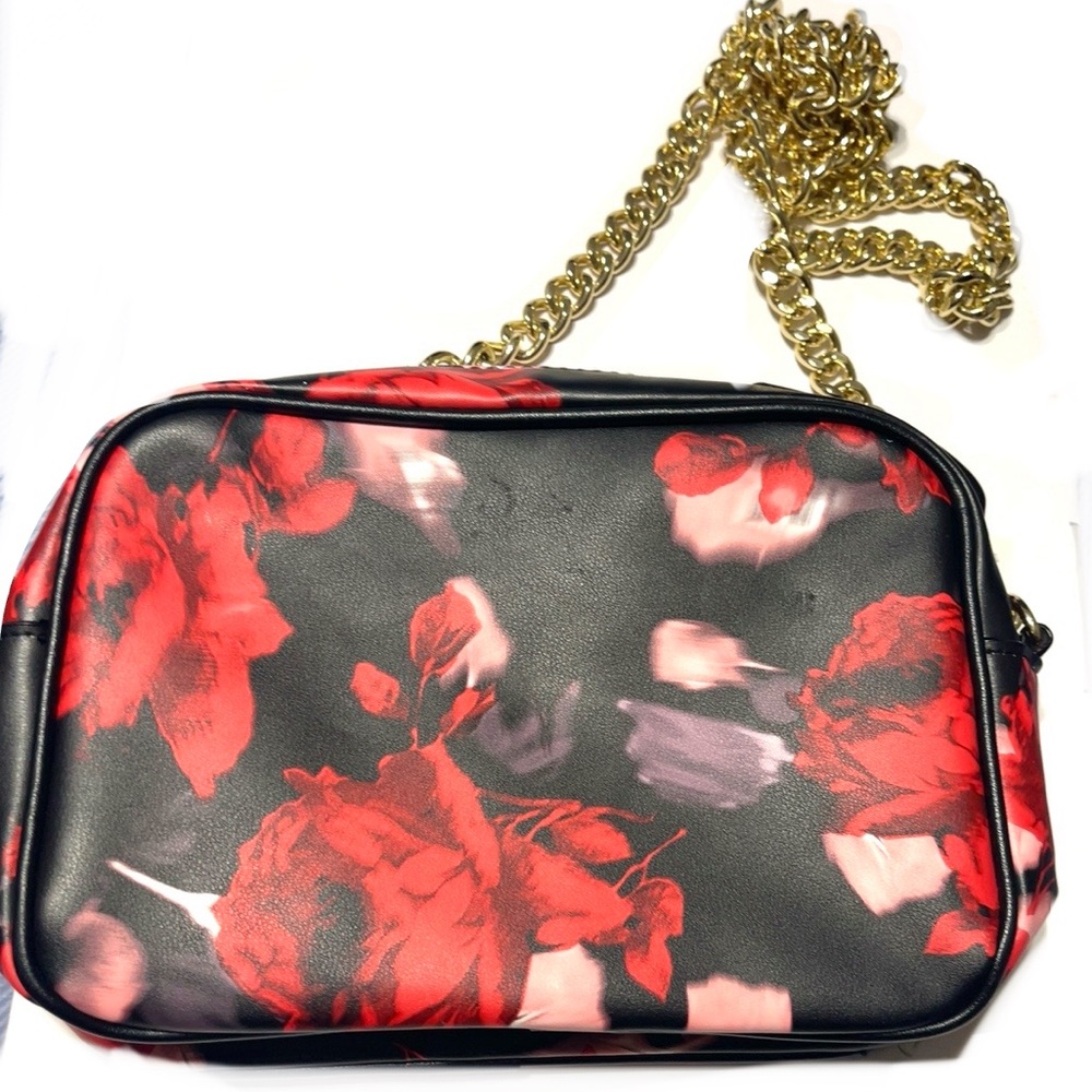 🦋VICTORIA’S SECRET Floral Crossbody Purse🦋 - Picture 3 of 9